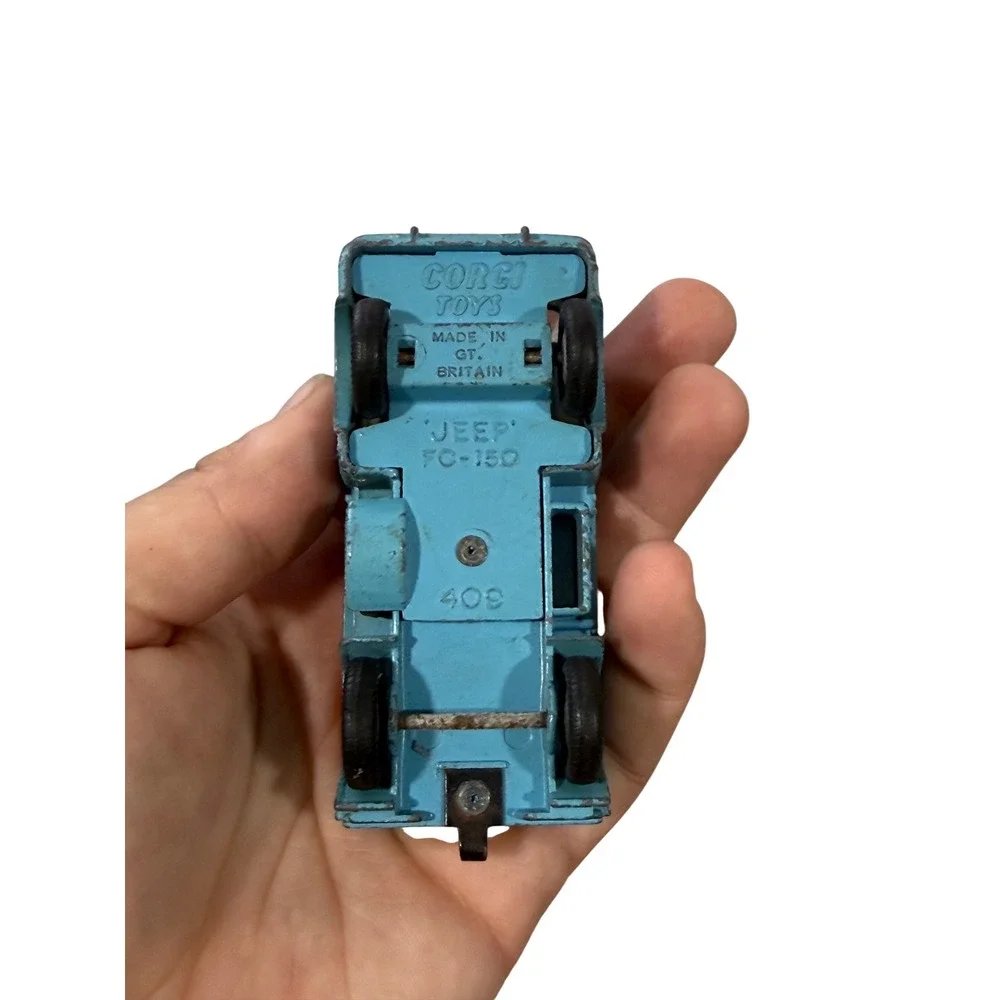 Vintage Corgi Toys Jeep FC-150 Forward Control Truck 409 Blue Made in GT Britain